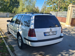 Volkswagen Golf foto 4