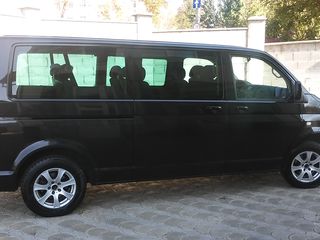 Volkswagen Caravelle foto 2