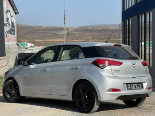 Hyundai i20 foto 6