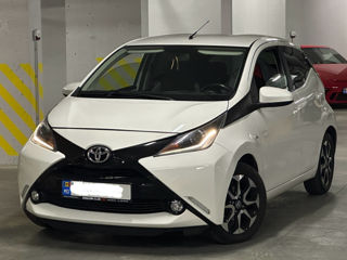 Toyota Aygo foto 1