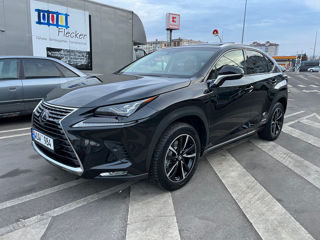 Lexus NX Series foto 1