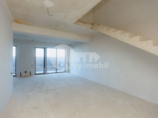 Townhouse 2 nivele, 167 mp + terasă 50 mp, 145000 € foto 2