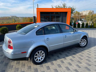 Volkswagen Passat foto 3