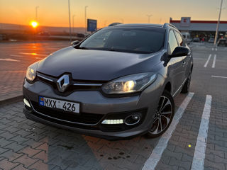 Renault Megane foto 2