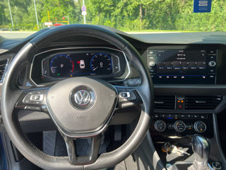 Volkswagen Jetta foto 6