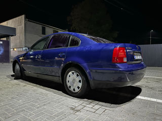 Volkswagen Passat foto 4