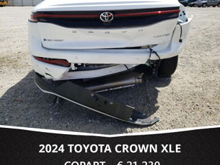 Toyota Crown foto 6
