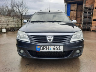 Dacia Logan foto 2