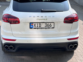 Porsche Cayenne foto 1