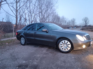 Mercedes E-Class foto 5