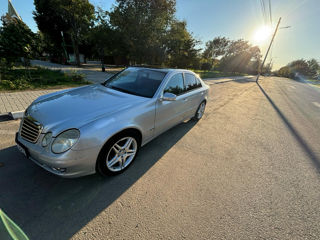 Mercedes E-Class foto 7