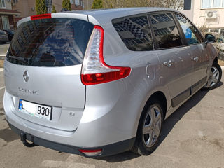 Renault Grand Scenic foto 4