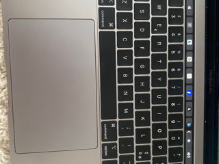 Vând MacBook Pro 2019, 13inch foto 5