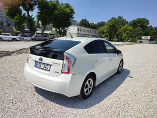 Toyota Prius foto 4