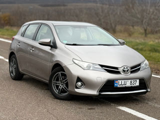 Toyota Auris foto 4