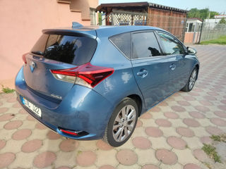 Toyota Auris foto 4