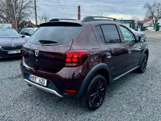 Dacia Sandero Stepway foto 2