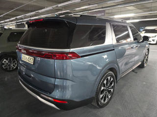 KIA Carnival foto 4