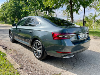 Skoda Superb foto 4