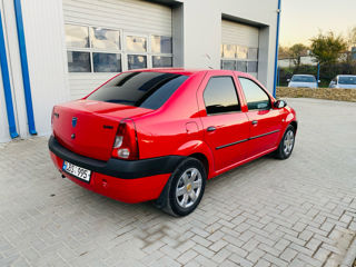 Dacia Logan foto 2