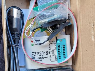 Programator EZP2019+ foto 1