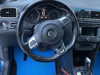 Volkswagen Polo foto 4