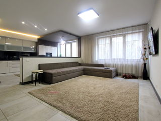 Chirie! Apartament în 2 nivele, Rîșcani, str. Miron Costin, 4 odăi + salon, 260 m2, euroreparație! foto 3