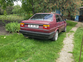 Volkswagen Jetta foto 1