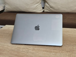 Apple MacBook Pro 13 2017 (i7/16Gb/256Gb) foto 8