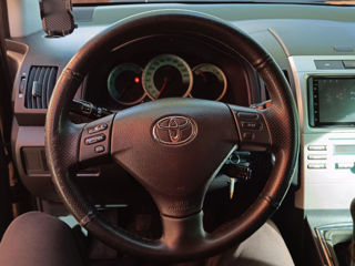 Toyota Corolla Verso foto 8