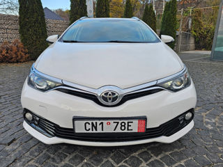 Toyota Auris foto 2