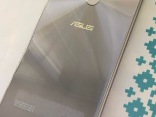 Asus Zenfone 5 4/64Gb Silver 6.2" FullHD+
