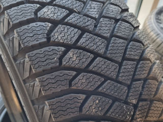 Maxxis 195/65 R15 Зима / iarna Noi