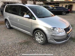 Volkswagen Touran foto 6