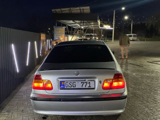 BMW 3 Series foto 3