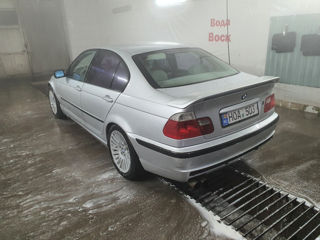 BMW 3 Series foto 5