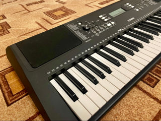 Yamaha PSR-E373