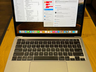 MacBook Pro 13" 2020 i7 32GB 500SDD foto 3