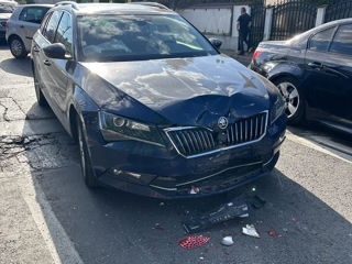 Skoda Superb foto 1