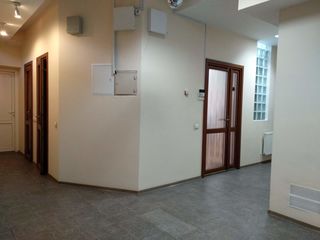 Ultimele 2 cabinete! Botanica, 34 m2! Prima linie! foto 7