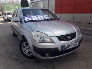 KIA Rio foto 1