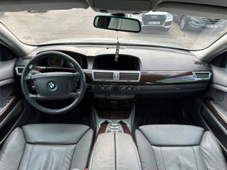 BMW 7 Series foto 11