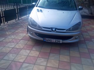 Peugeot 206 foto 2