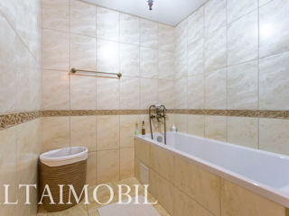 Apartament cu 3 camere, 100 m², Buiucani, Chișinău foto 8