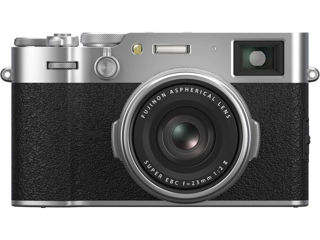 Fujifilm X100VI silver