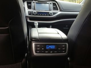 Toyota Highlander foto 7