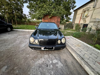 Mercedes E-Class