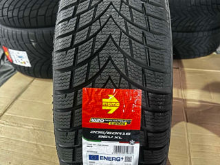 205/60 R16 Momo Tyres (Italy) North-Pole