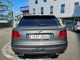 Bentley Bentayga foto 5