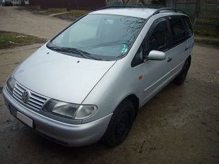 Volkswagen Sharan foto 3